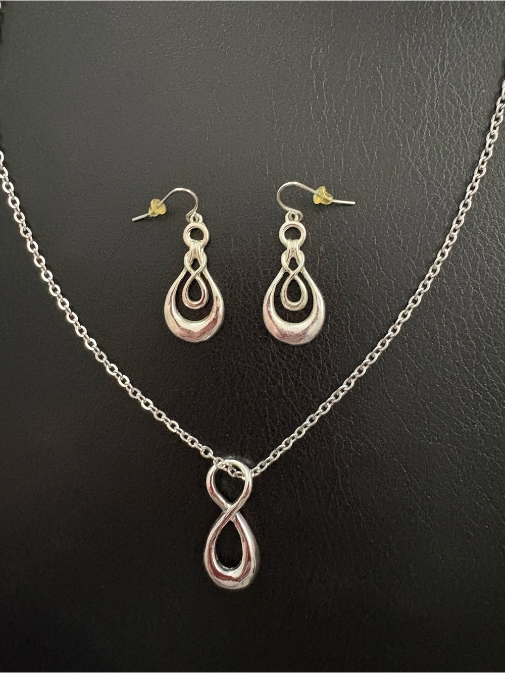 Silver Tone Infinity Necklace Set